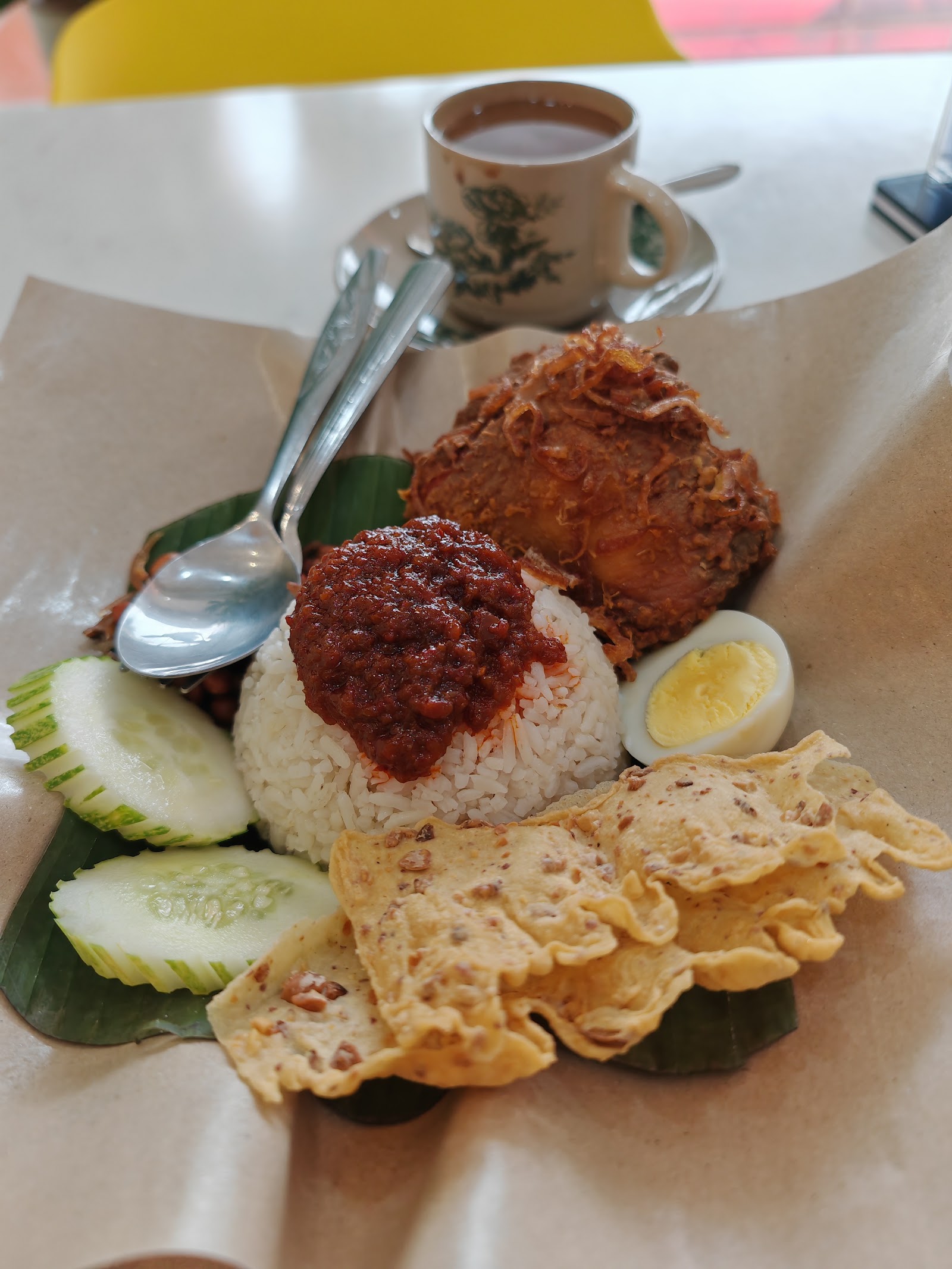 Nasi Lemak Ayam Goreng